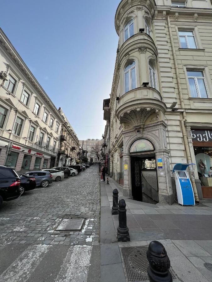 Griboedov Apartment Tbilissi Extérieur photo